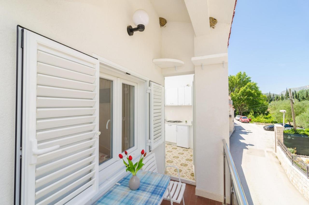 Rooms & Apartments Barisic Mlini Exterior photo
