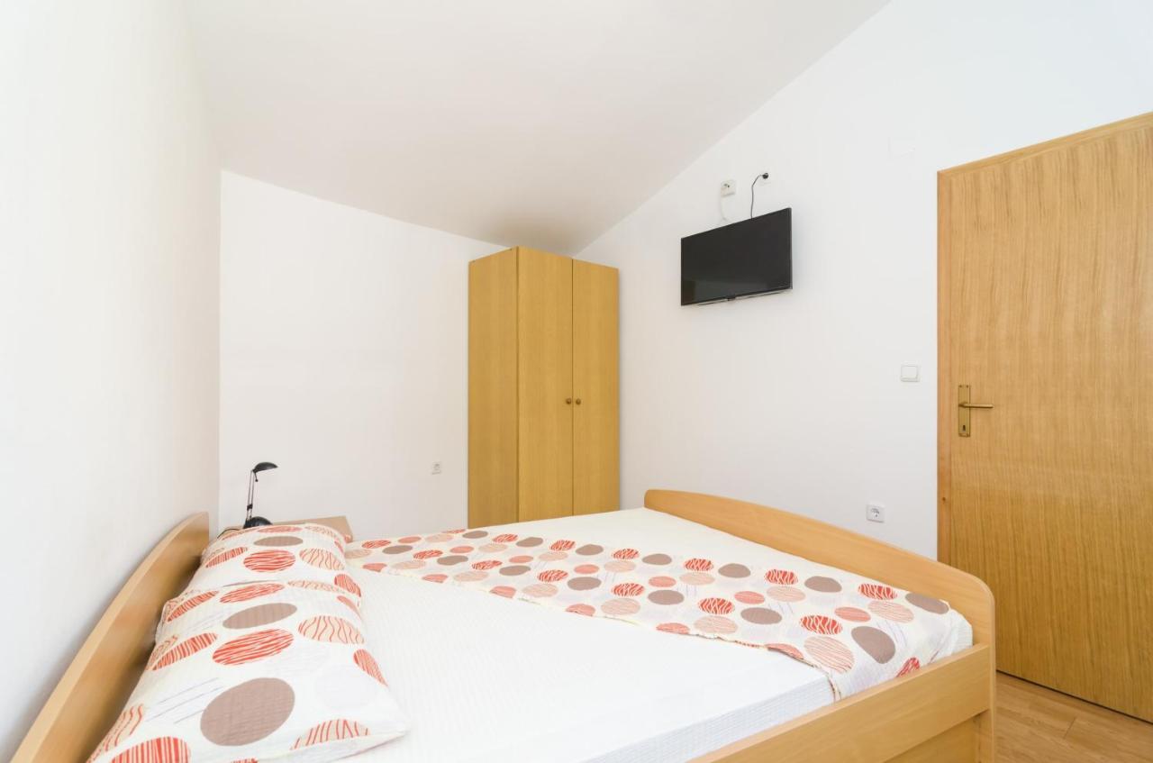 Rooms & Apartments Barisic Mlini Exterior photo